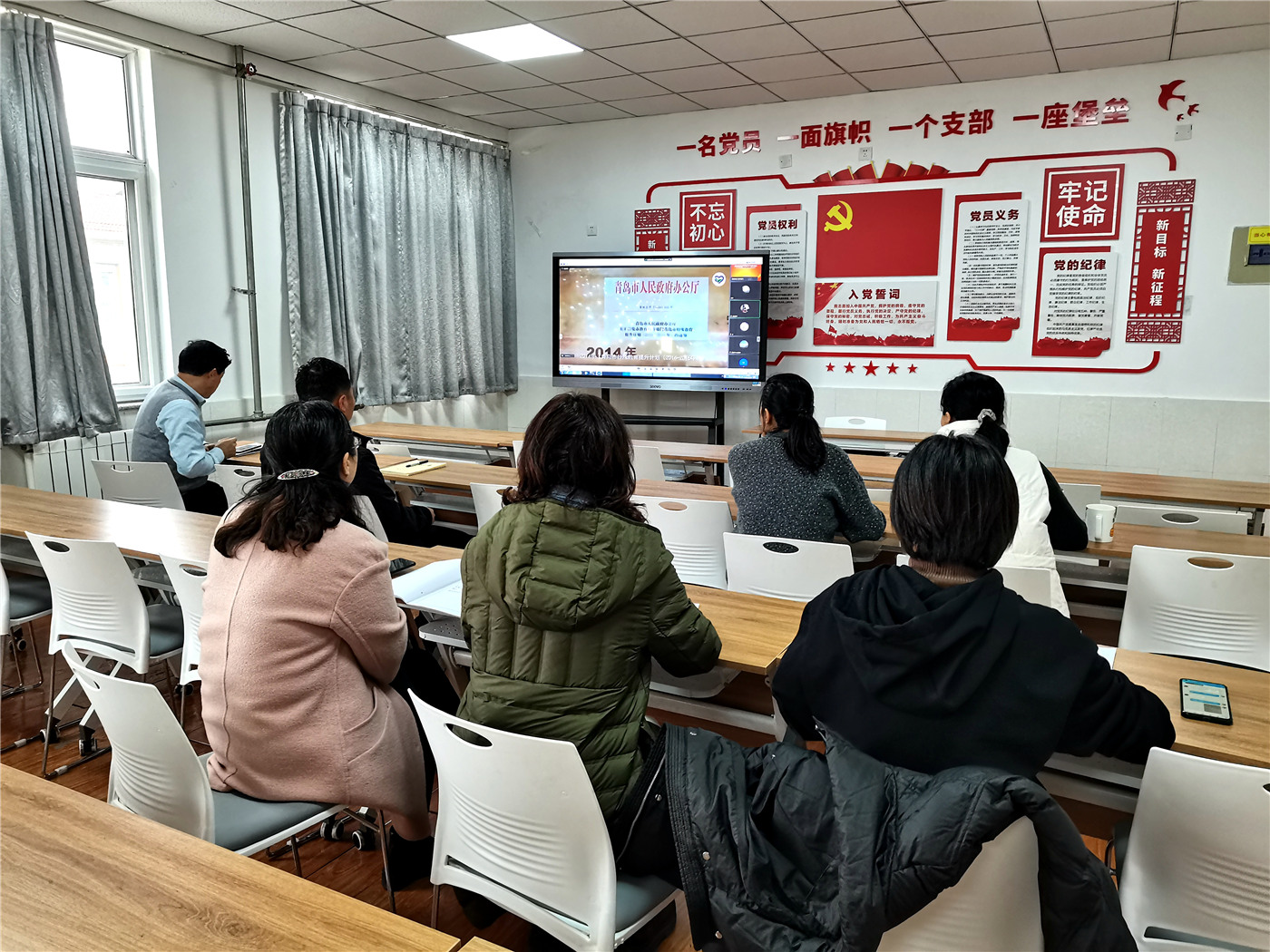 站好思政課講臺(tái)，提高立德樹人實(shí)效