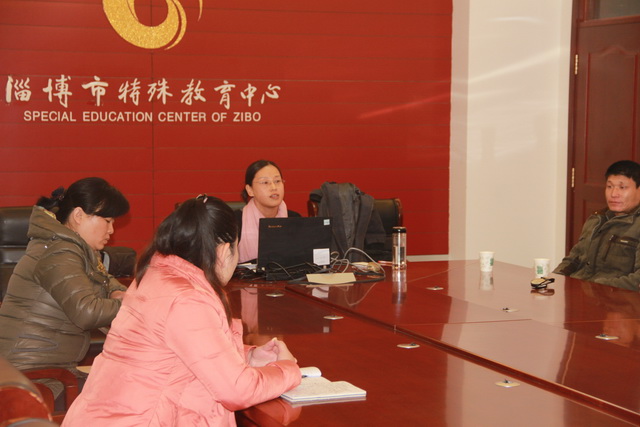 家校攜手，呵護(hù)成長(zhǎng)