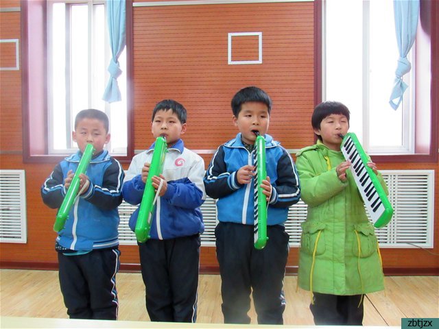 放飛夢想綻放光彩——市特教中心舉行口風(fēng)琴演奏展示活動