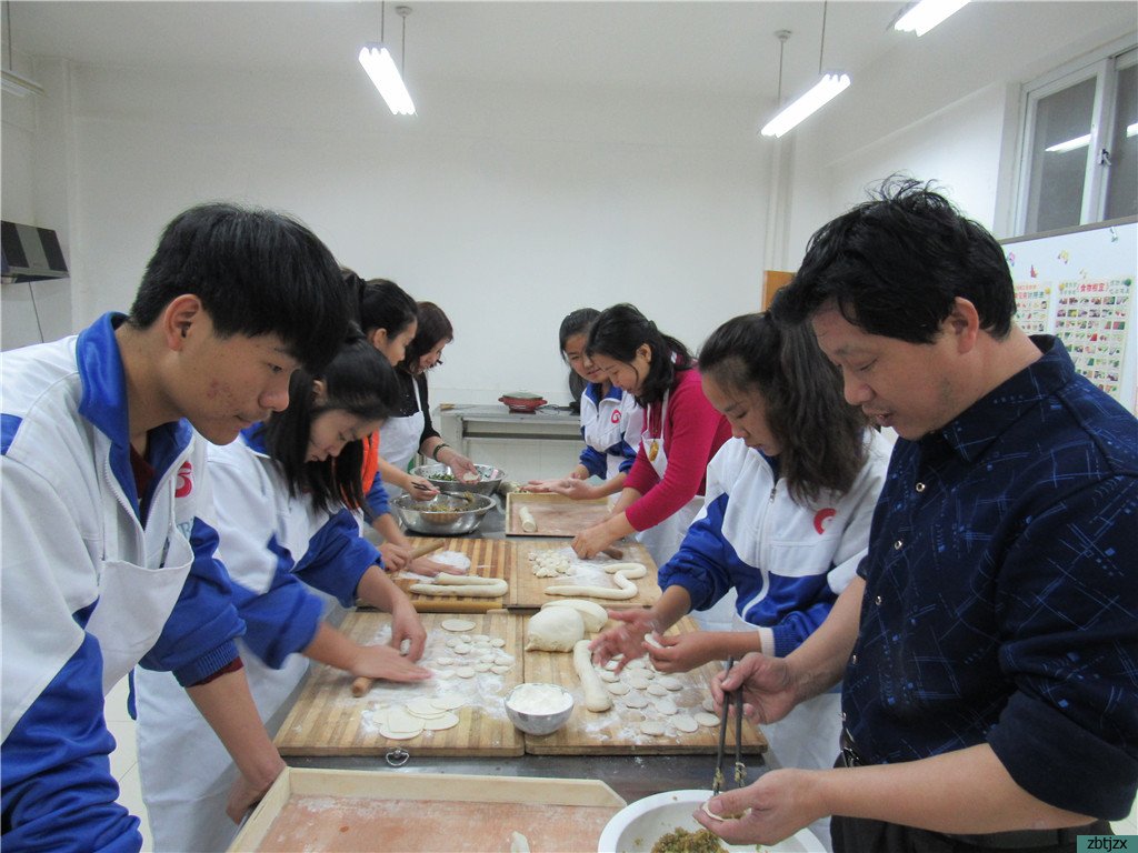 相約冬至節(jié)，彰顯團(tuán)隊情