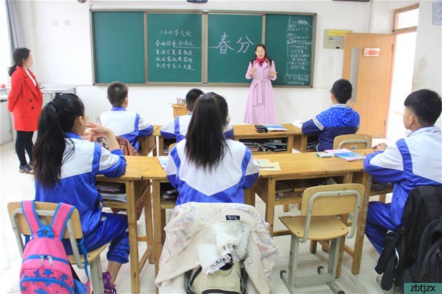 我校聽障教育部學生“豎蛋”迎“春分”
