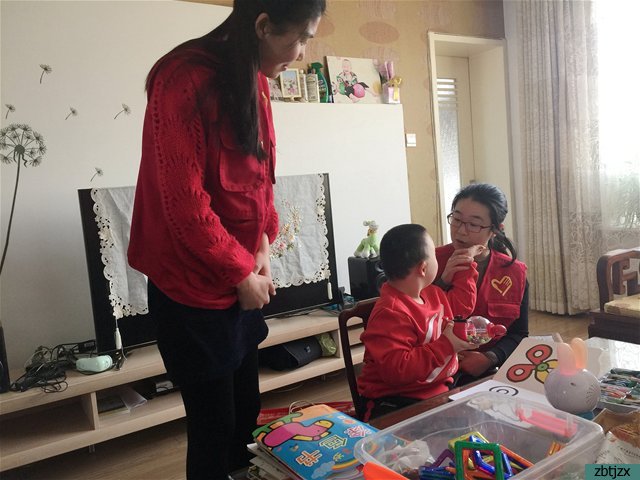 學(xué)雷鋒，走訪慰問送溫暖